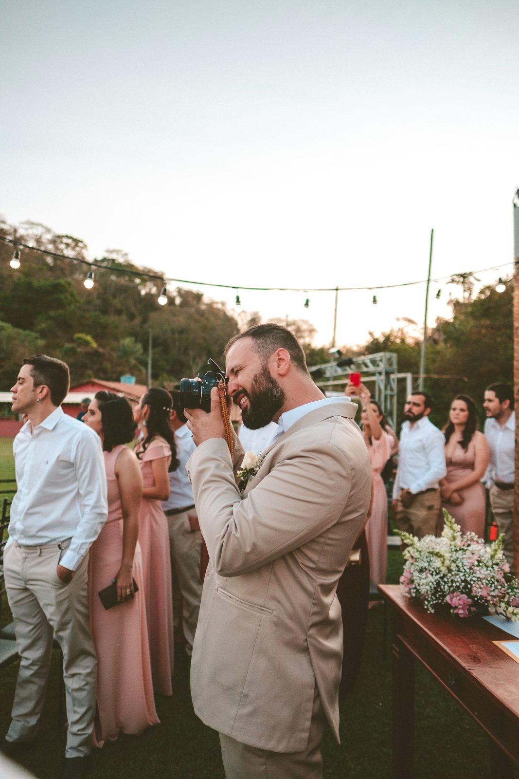 Amateur photographers miss key moments