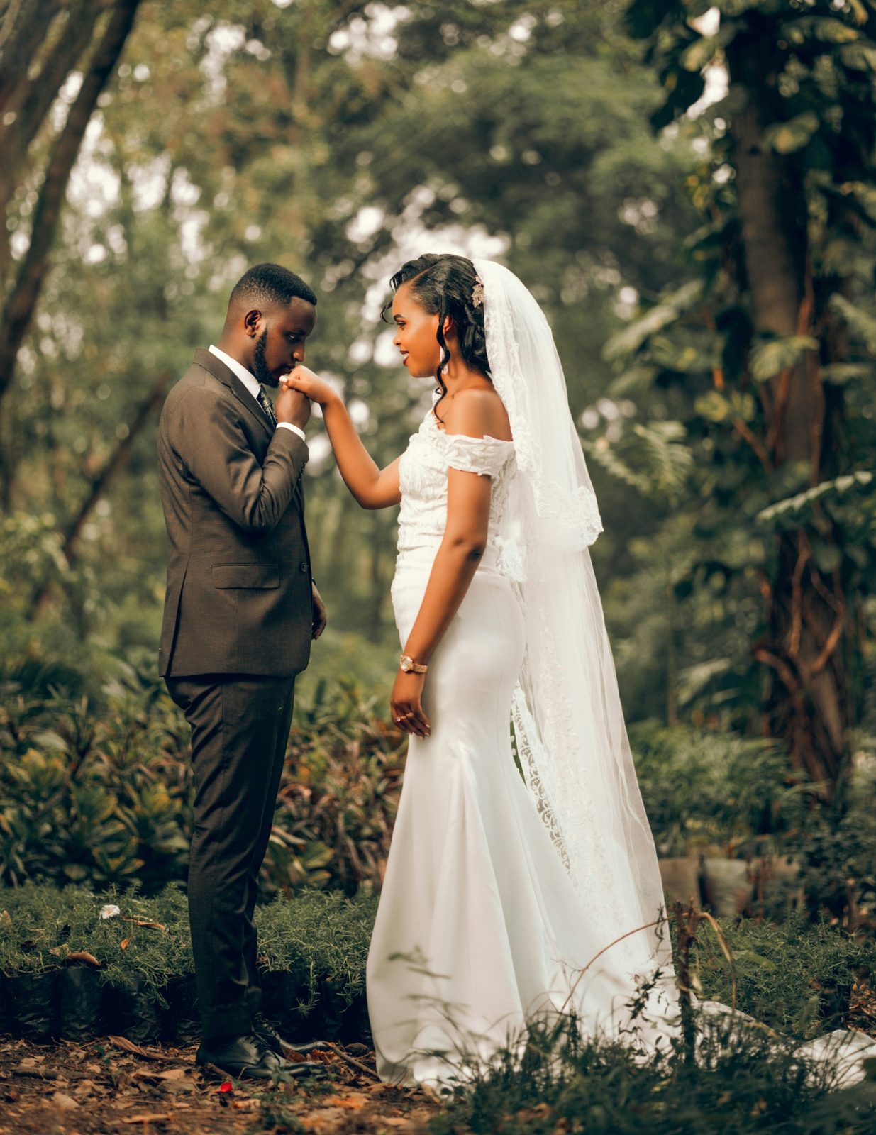Lifestyle wedding photography shot